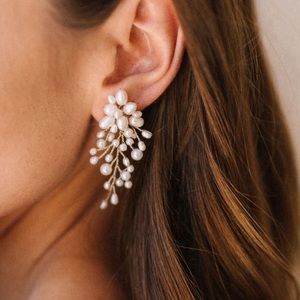 Untamed Petals Moore